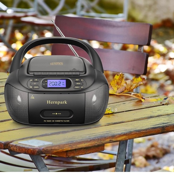 CD Cassette Player Combo Bluetooth - Picture 1 of 7